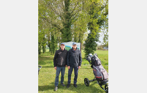 Stéphane / Jean François 

Matchplay effectué ce matin comme prévu.
Merci Stéphane pour cette belle partie, et bravo pour ton jeu bien régulier !🏌️‍♂️
Pour nos organisatrices, score de 5/2.
Franck, il faudra trouver un créneau dans les prochains jours pour notre rencontre...j'espère pouvoir être un solide sparring-partner...😉
Bon week-end Pascal à tous !